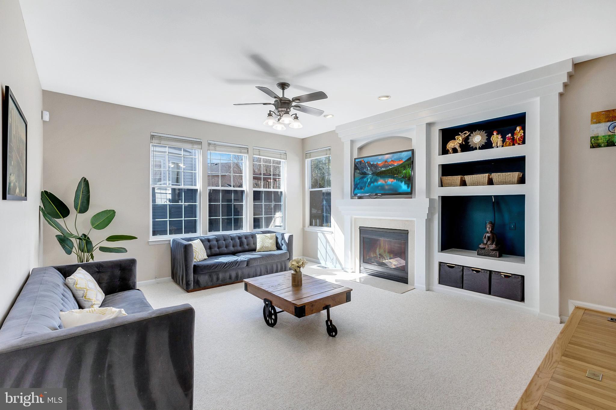 20761 Rainsboro Drive Ashburn, VA 20147 - Photo 8 of 37