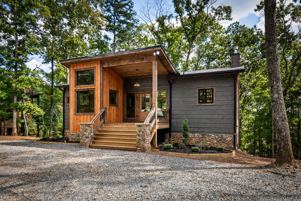 39 Lena Court Morganton, GA 30560 - Photo 1 of 52 Main View