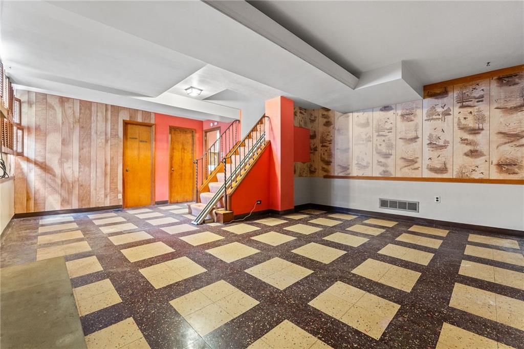 4016 Edge Road Pittsburgh, PA 15227 - Photo 26 of 50 Gallery Image 26