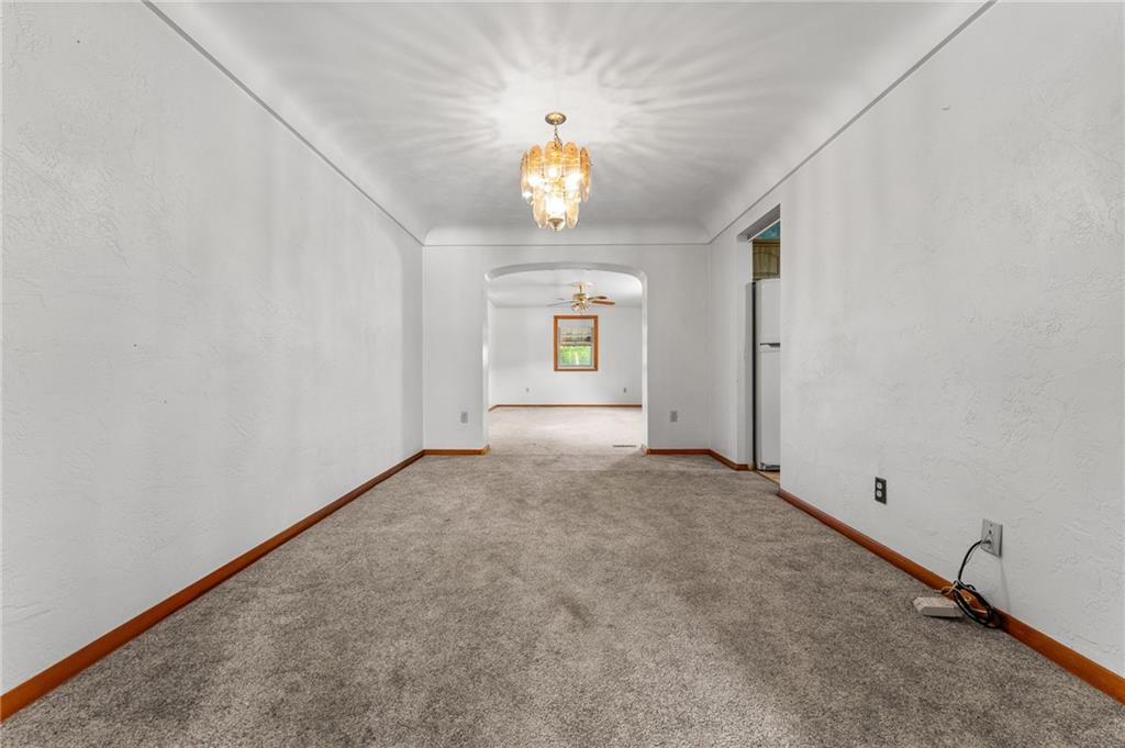 4016 Edge Road Pittsburgh, PA 15227 - Photo 8 of 50 Gallery Image 8
