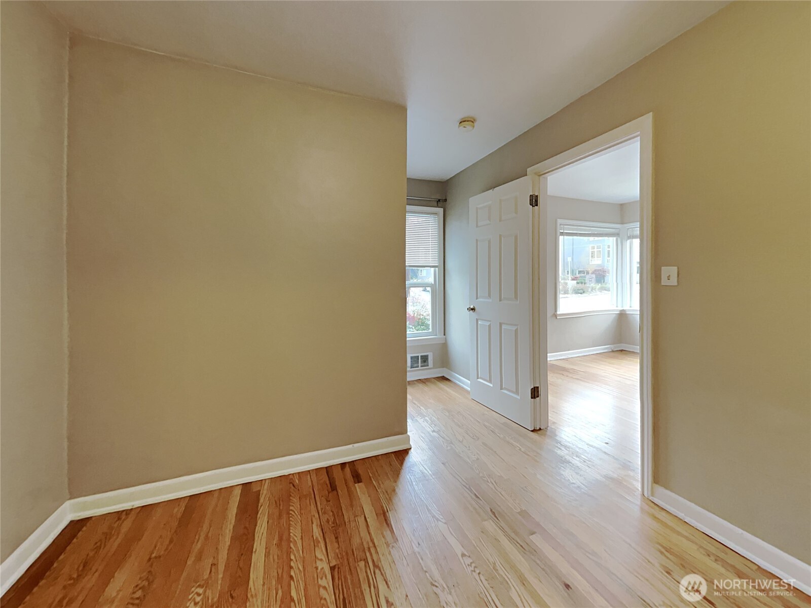 4700 Southwest Othello Street Seattle, WA 98136 - Photo 7 of 17