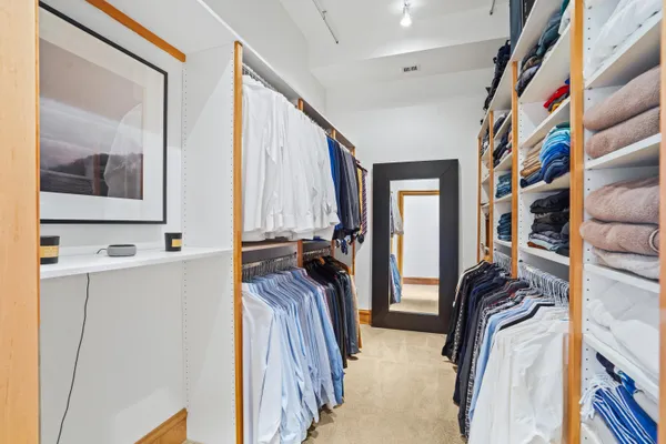 $5,450 | 1313 North Franklin Place, Unit 406, Milwaukee, WI 53202