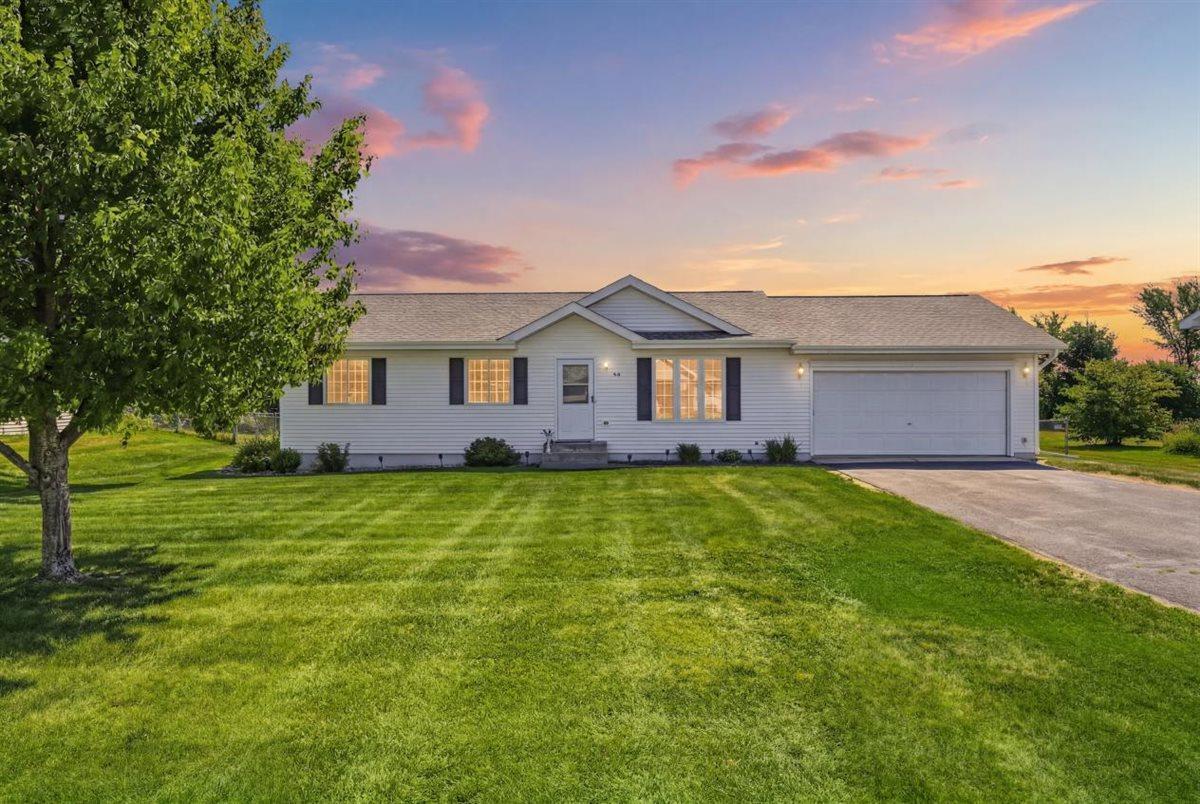 418 Marc Street Star Prairie, WI 54026 - Photo 1 of 38 Gallery Image 1
