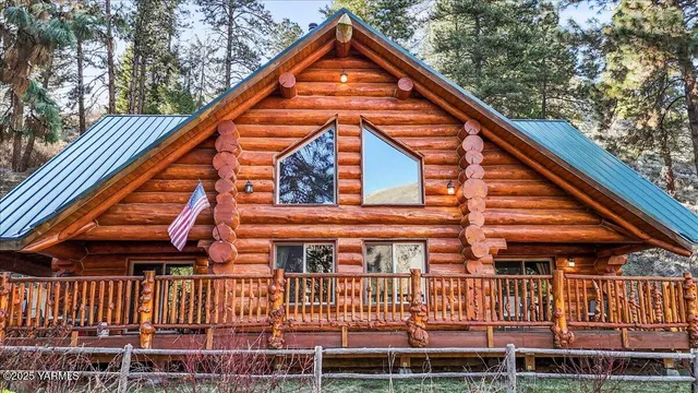 a view of a large building with a small yard