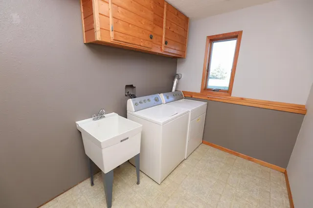 $450,000 | 10061 County Road 5 Northeast, Carlos, MN 56319