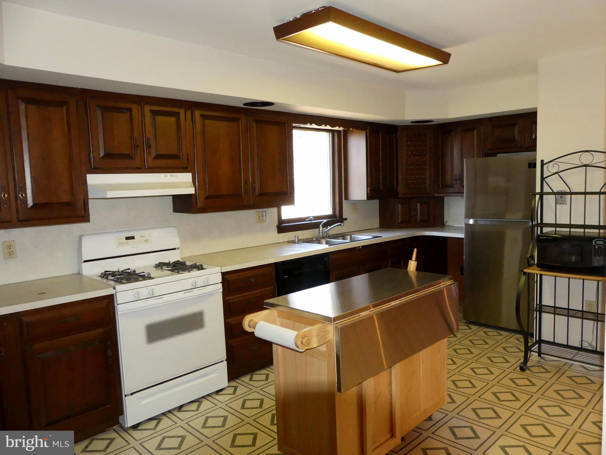 3501 Ridge Road Westminster, MD 21157 - Photo 8 of 26