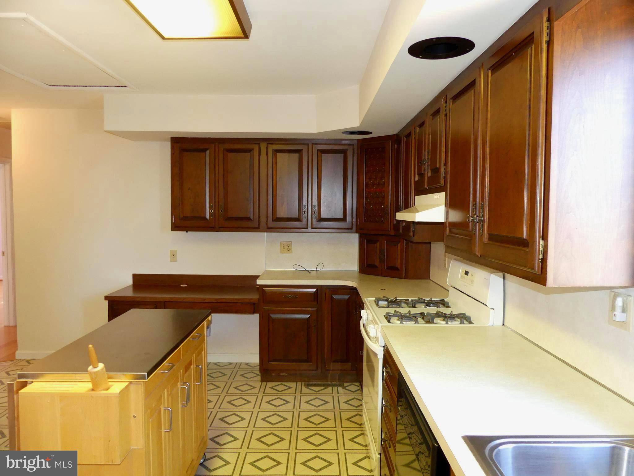 3501 Ridge Road Westminster, MD 21157 - Photo 9 of 26