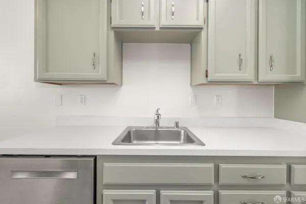 $2,950 | 86 Crystal Circle, Hercules, CA 94547