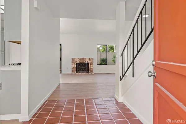 $2,950 | 86 Crystal Circle, Hercules, CA 94547