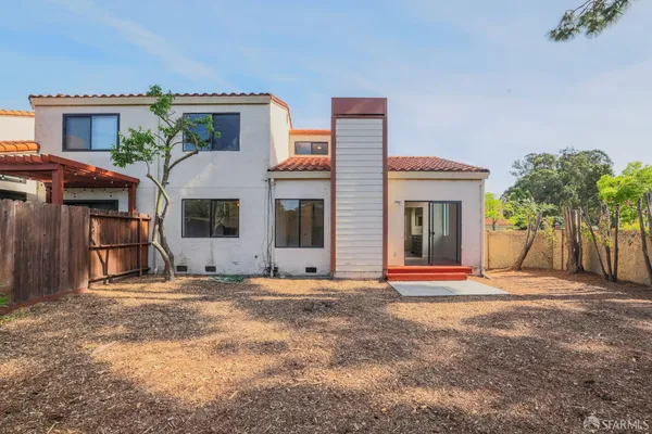 $2,950 | 86 Crystal Circle, Hercules, CA 94547