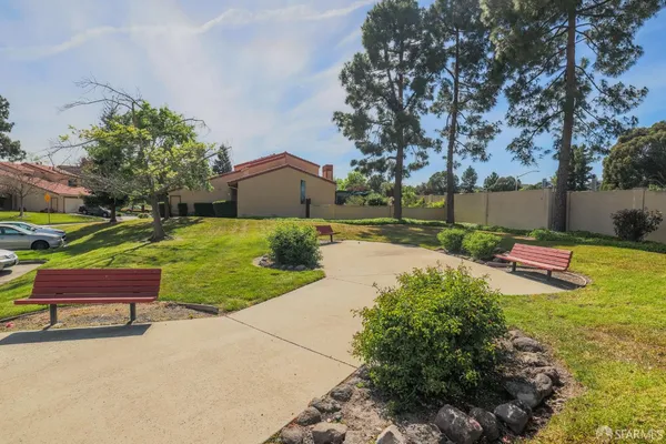 $2,950 | 86 Crystal Circle, Hercules, CA 94547