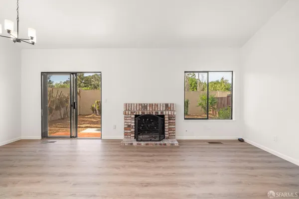 $2,950 | 86 Crystal Circle, Hercules, CA 94547