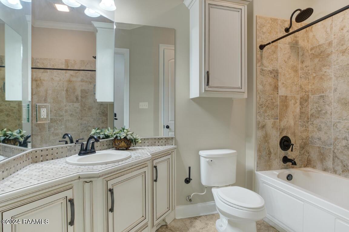 215 Rue De Frejus Broussard, LA 70518 - Photo 17 of 37 215RuedeFrejus-17