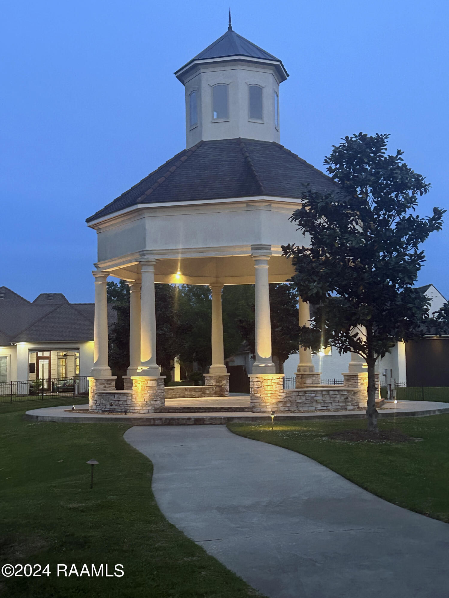 215 Rue De Frejus Broussard, LA 70518 - Photo 36 of 37 IMG_3163