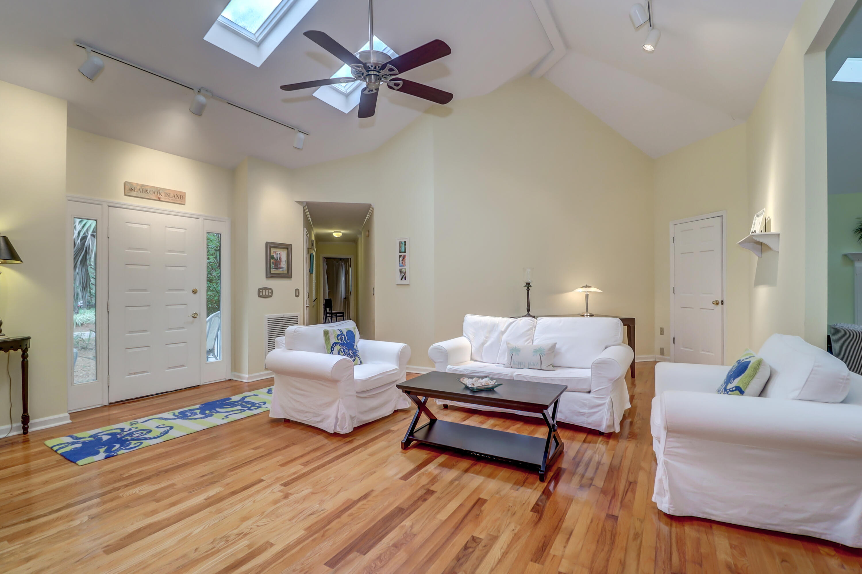 3112 Seabrook Island Road Seabrook Island, SC 29455 - Photo 11 of 49 3112 Seabrook Island Rd (19)