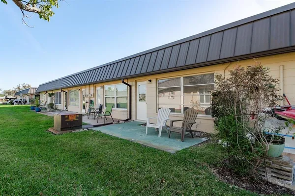 $1,100 | 4229 Stratford Drive, Unit 4229, New Port Richey, FL 34652