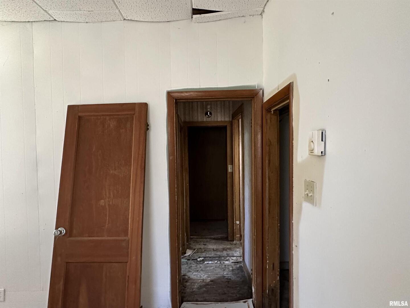 5672 Old Rte 13 Carterville, IL 62918 - Photo 12 of 29 a view of a hallway