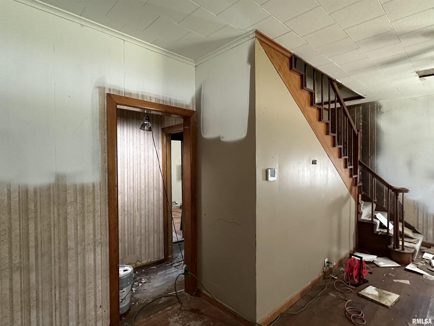 5672 Old Rte 13 Carterville, IL 62918 - Photo 9 of 29 a view of hallway with washer and dryer