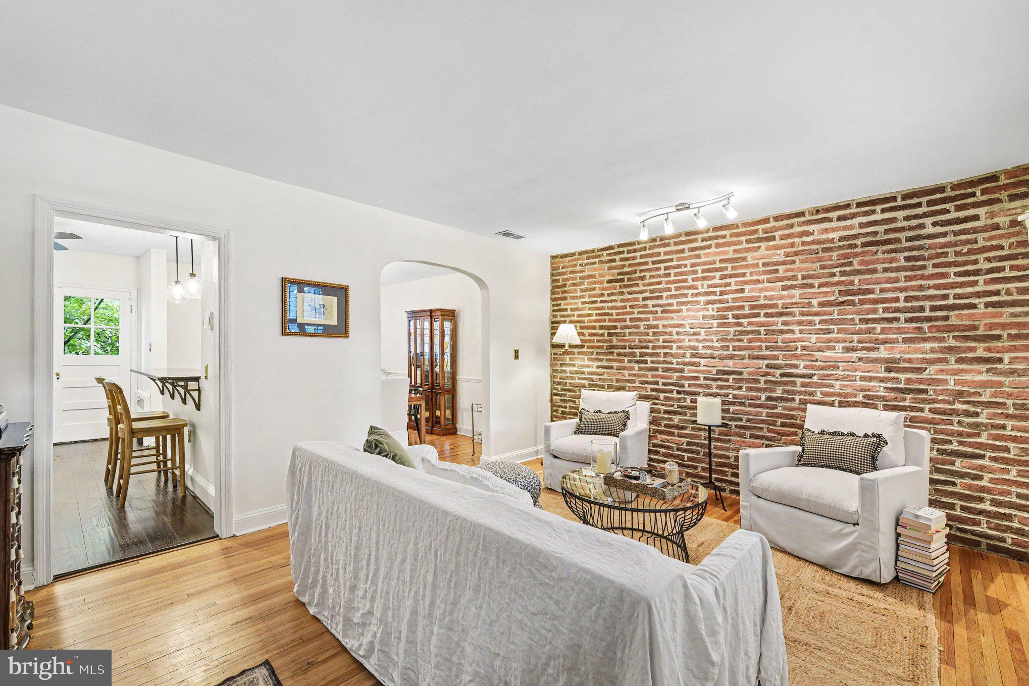 92 Murdock Road Baltimore, MD 21212 - Photo 7 of 27 Gallery Image 7