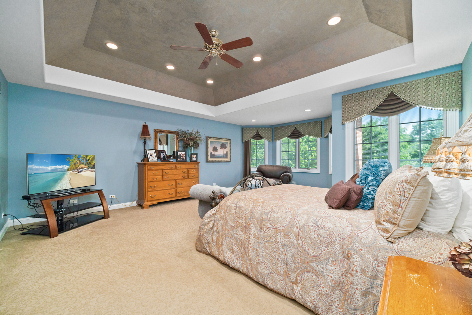 38W210 Henricksen Road St. Charles, IL 60175 - Photo 16 of 28