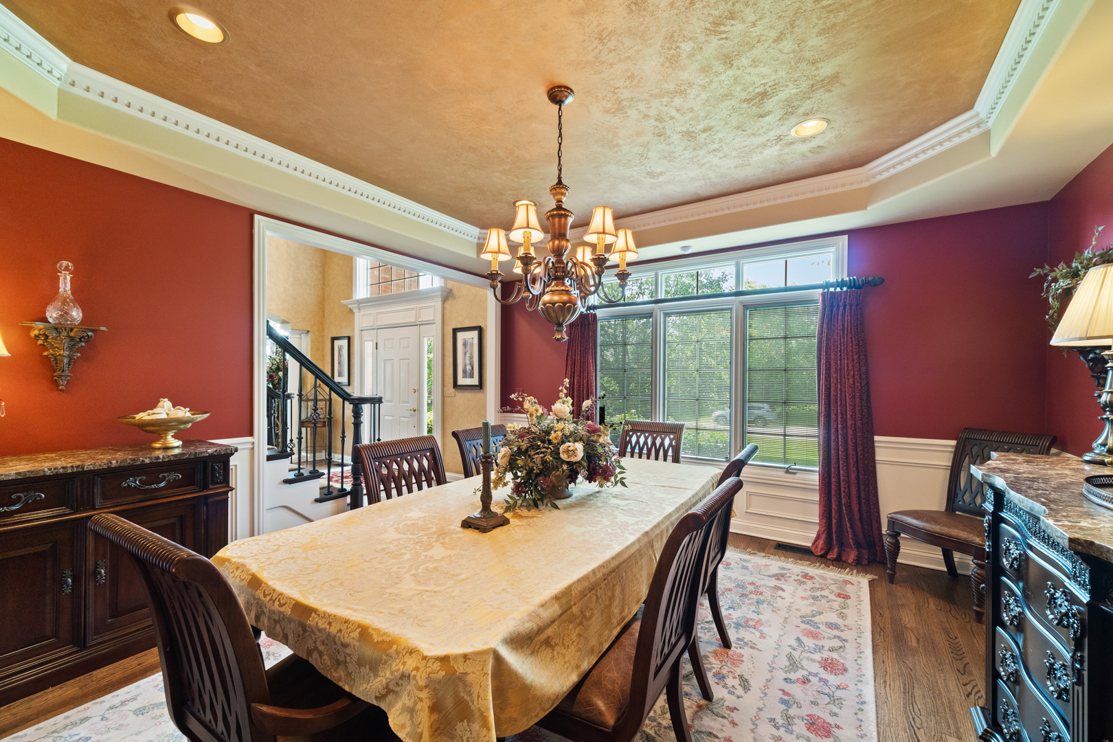 38W210 Henricksen Road St. Charles, IL 60175 - Photo 7 of 28