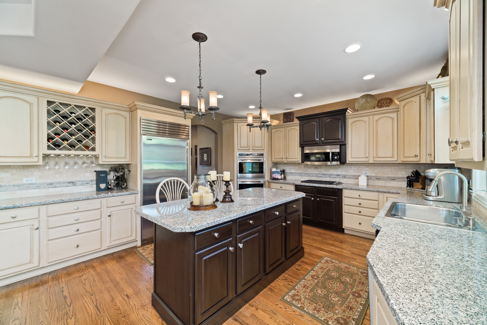 38W210 Henricksen Road St. Charles, IL 60175 - Photo 9 of 28