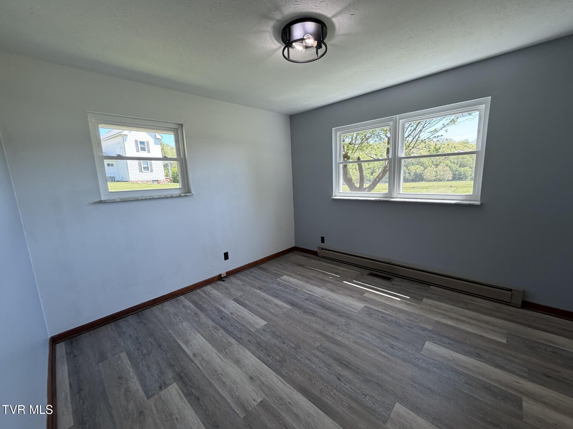 487 Right Poor Valley Road Pennington Gap, VA 24277 - Photo 20 of 31 Bed .12