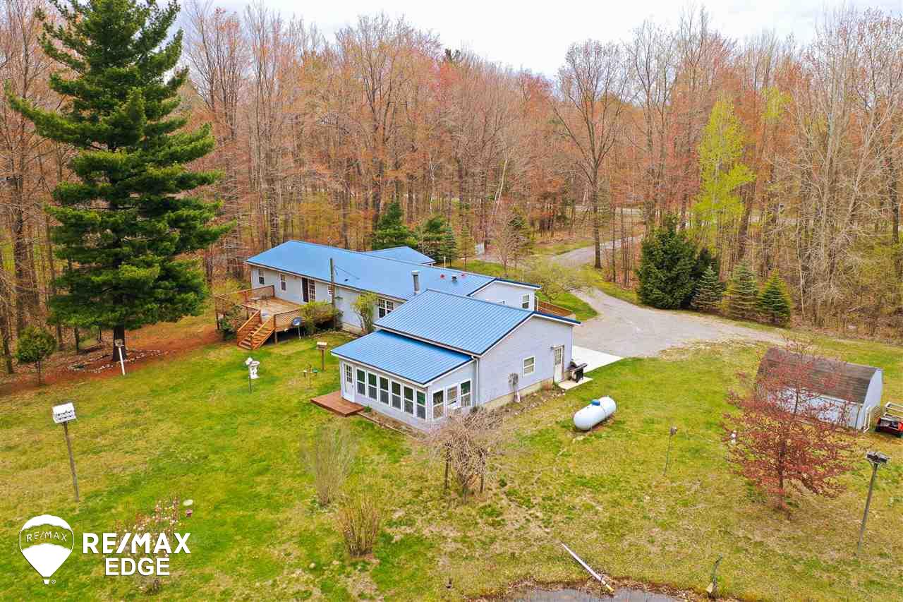 4626 Caine Road Vassar, MI 48768 - Photo 2 of 54 50010886-1.JPG