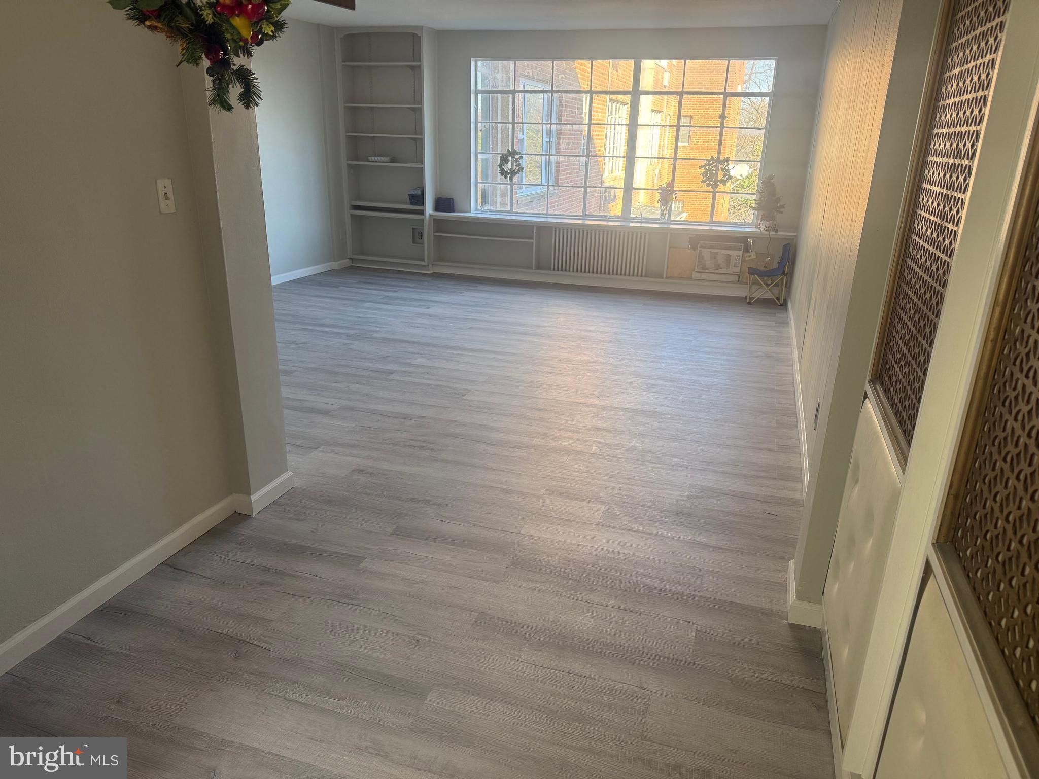 4002 East E Street Southeast, Unit 204 Washington, DC 20019 - Photo 4 of 9