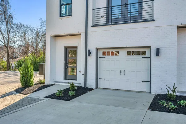 $639,900 | 520 North Maple Street, Unit 3, Murfreesboro, TN 37130