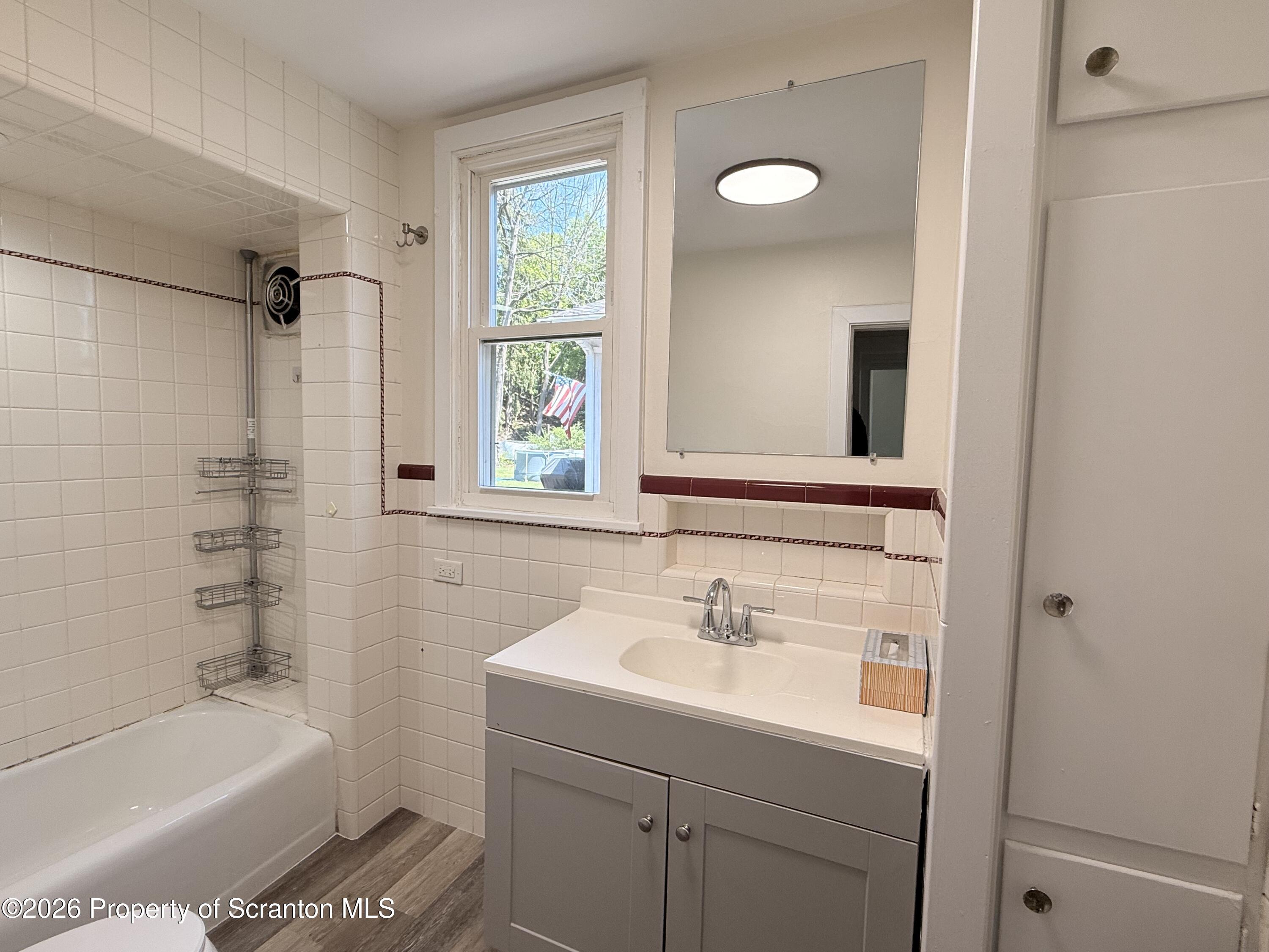 1744 Main Street, Unit REAR Blakely, PA 18447 - Photo 8 of 20 IMG_6687