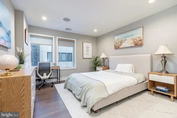 $6,950 | 608 North 3rd Street, Philadelphia, PA 19123