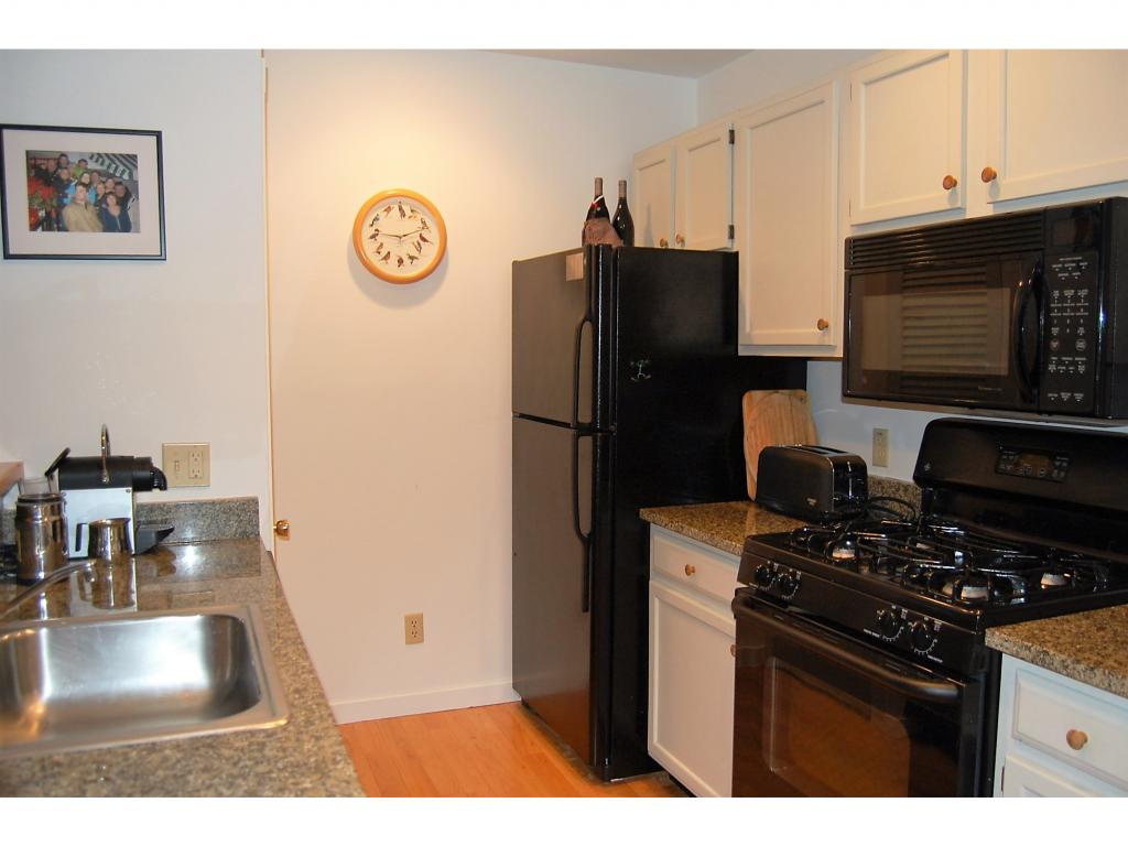 17 Castlerock Road, Unit 17 Warren, VT 05674 - Photo 6 of 22