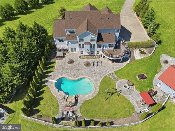 $1,349,000 | 11950 Stonehouse View Court, Lovettsville, VA 20180