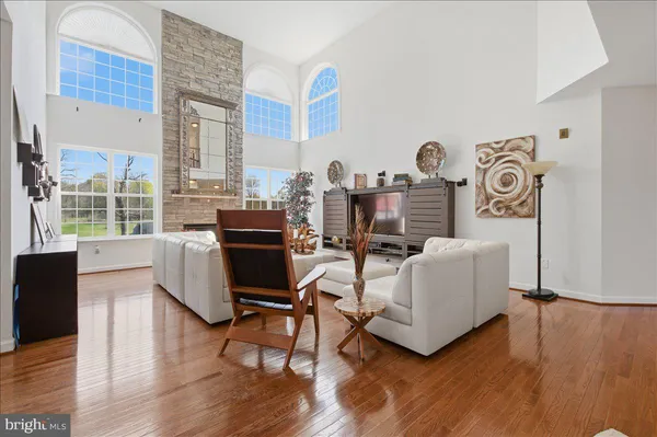 $1,349,000 | 11950 Stonehouse View Court, Lovettsville, VA 20180