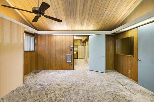 6572 Stagecoach Road Santa Barbara, CA 93105 - Photo 10 of 44 a view of a garage