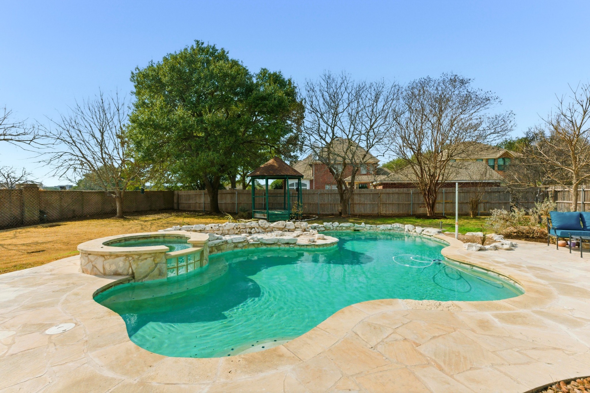 5705 Ballenton Court Austin, TX 78739 - Photo 5 of 30