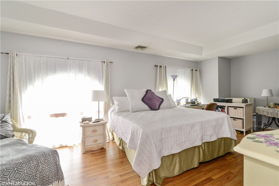 140 High Street, Unit 303 Westerly, RI 02891 - Photo 8 of 13 Gallery Image 8