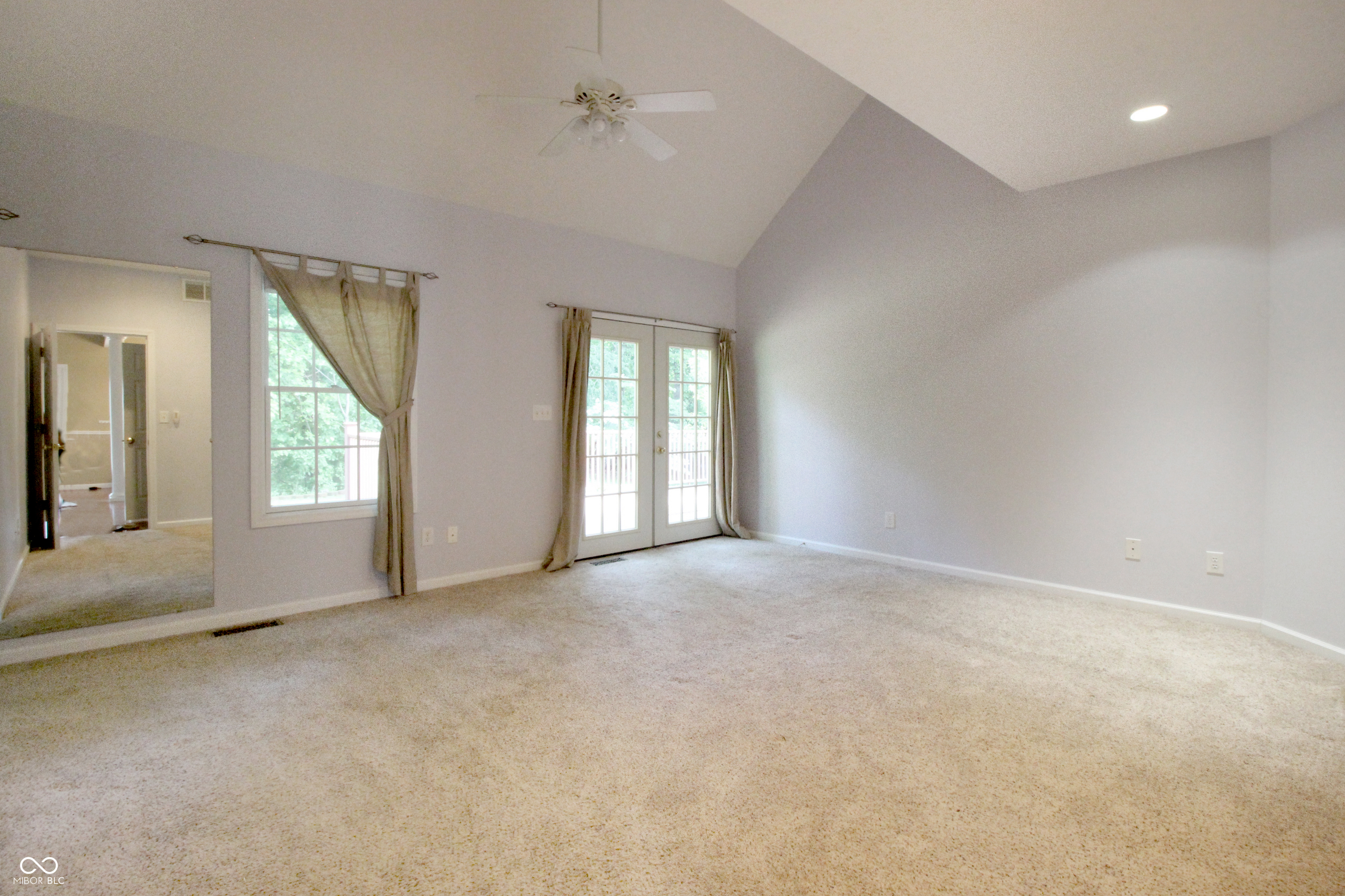 5140 Bull Run Columbus, IN 47203 - Photo 8 of 26