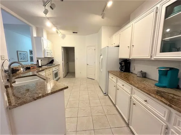 $3,250 | 13557 Bullion Court, Corpus Christi, TX 78418