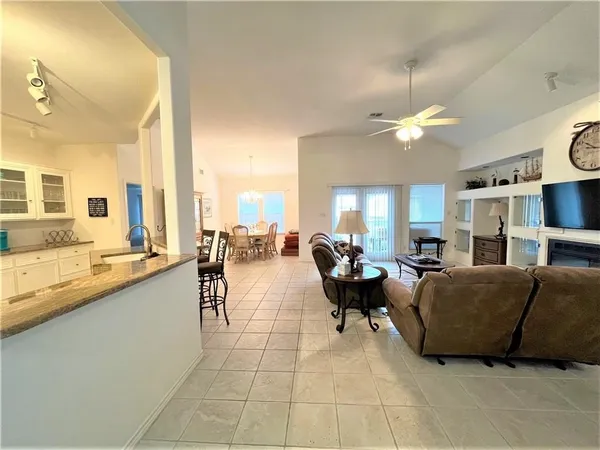 $3,250 | 13557 Bullion Court, Corpus Christi, TX 78418