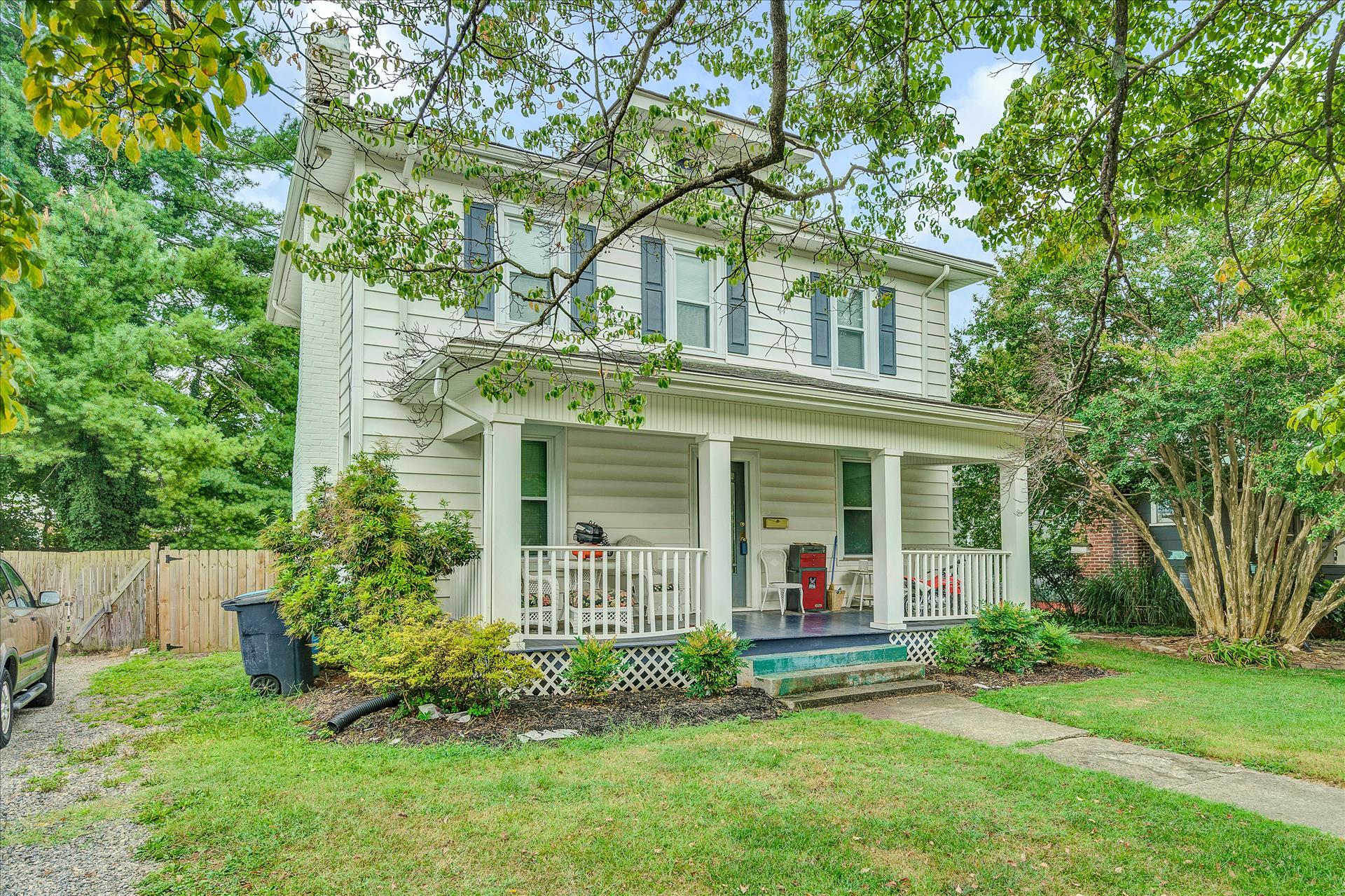 2450 Montvale Road Southwest Roanoke, VA 24015 - Photo 1 of 25 Front Photo