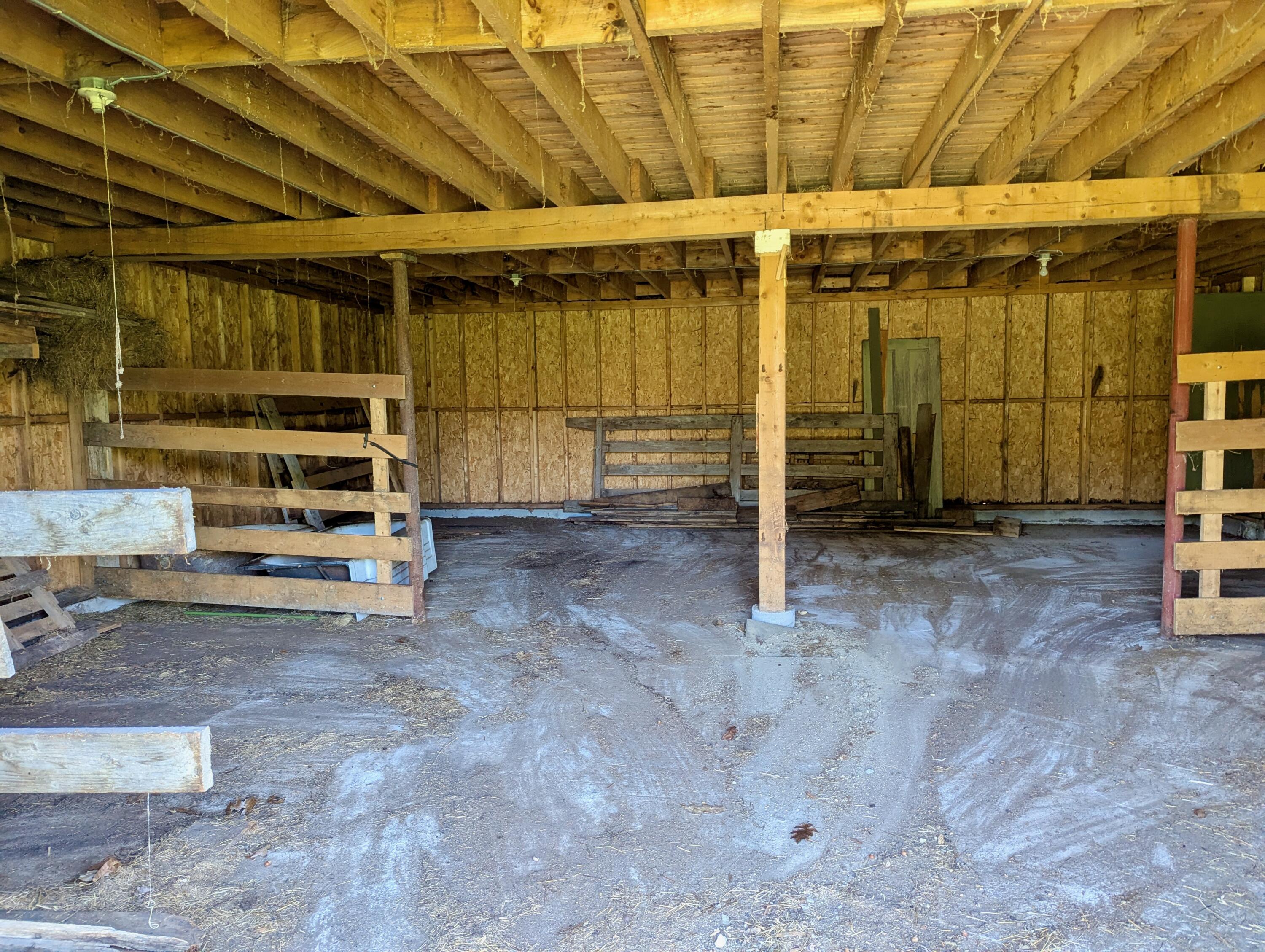 99 West Hamlet Road Newcastle, ME 04553 - Photo 62 of 73 Livestock Barn