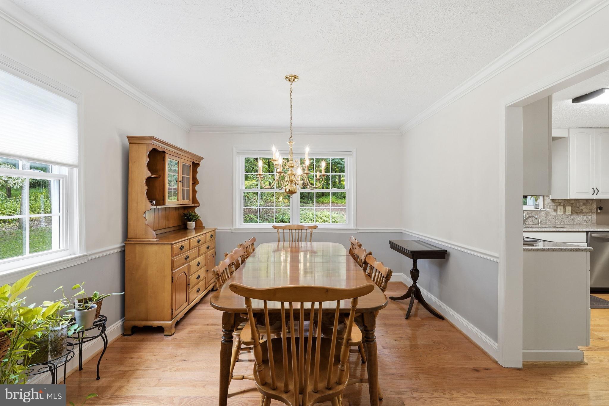 1842 Post Oak Trail Reston, VA 20191 - Photo 10 of 53 Formal DR