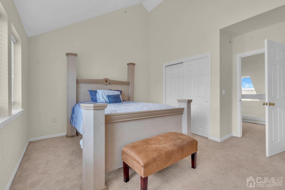 368 Rector Street, Unit 508 Perth Amboy, NJ 08861 - Photo 8 of 34 a room with a washing machine and a fireplace