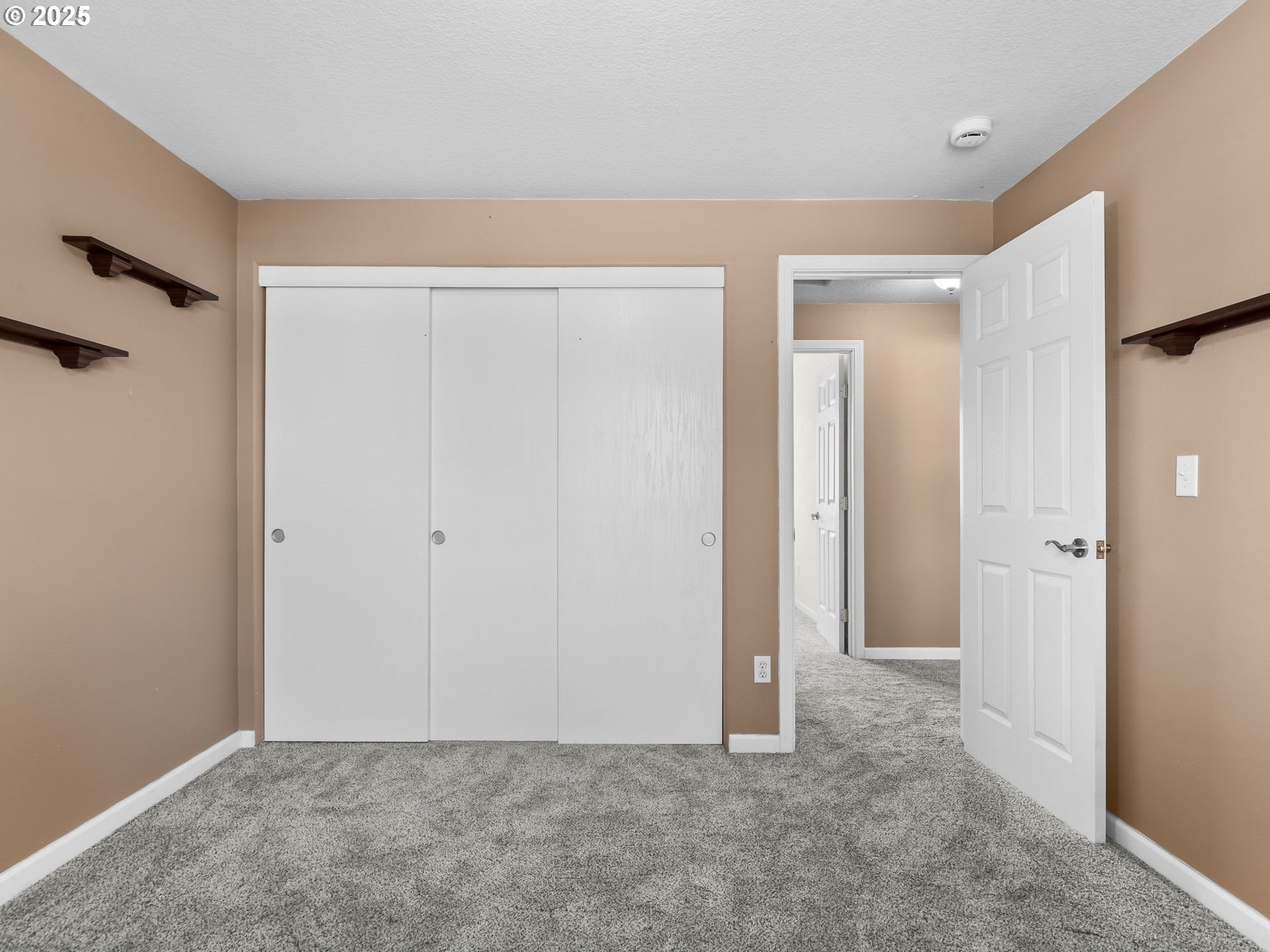 52407 Northeast 14th Scappoose, OR 97056 - Photo 31 of 46 a view of an empty room