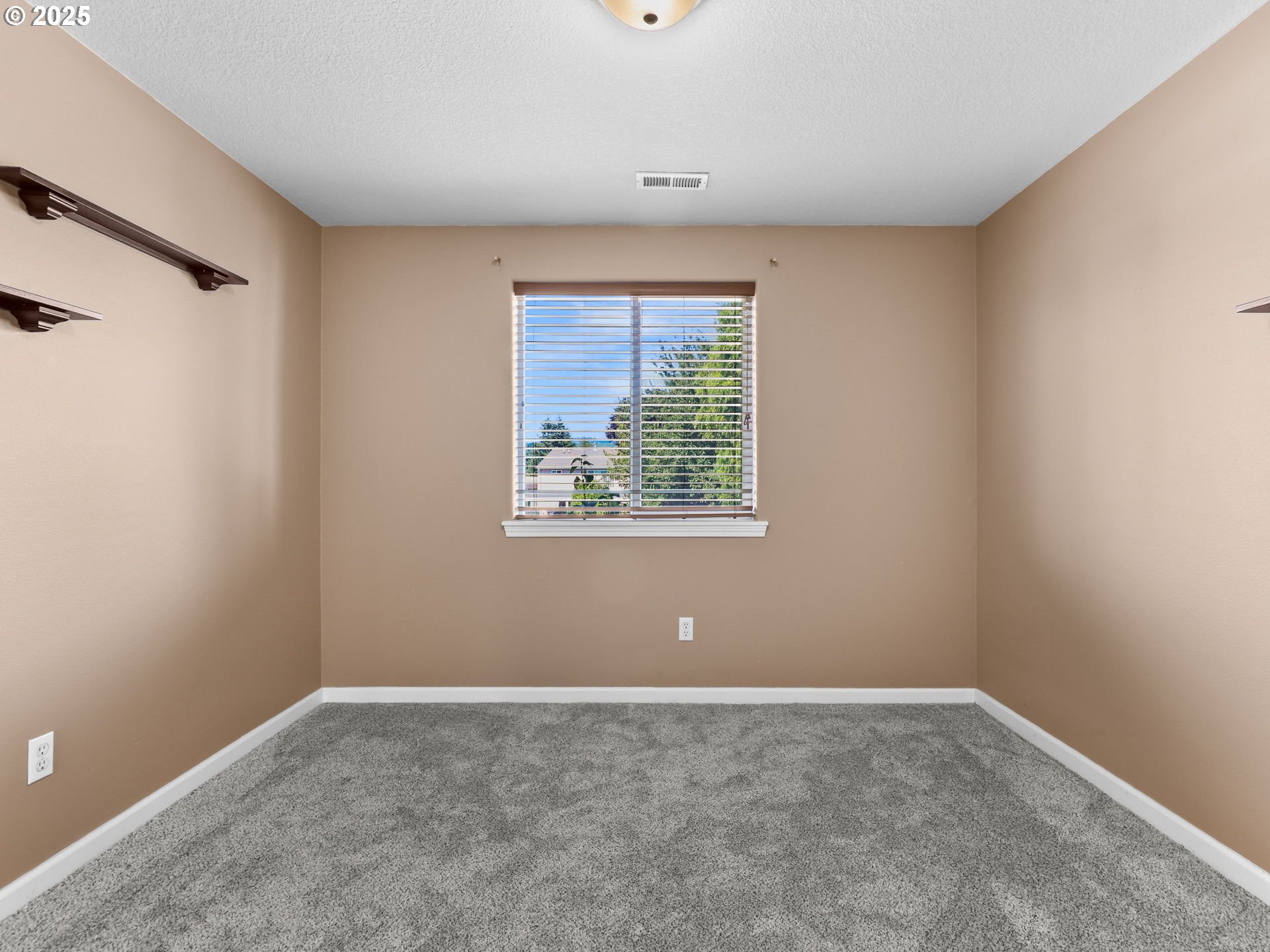 52407 Northeast 14th Scappoose, OR 97056 - Photo 32 of 46 an empty room with windows