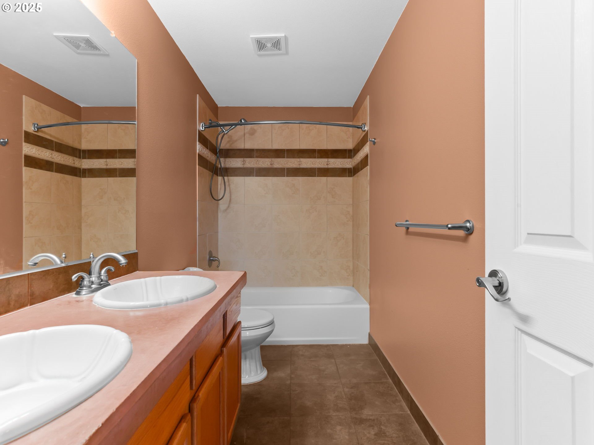 52407 Northeast 14th Scappoose, OR 97056 - Photo 34 of 46 a bathroom with a sink toilet and shower