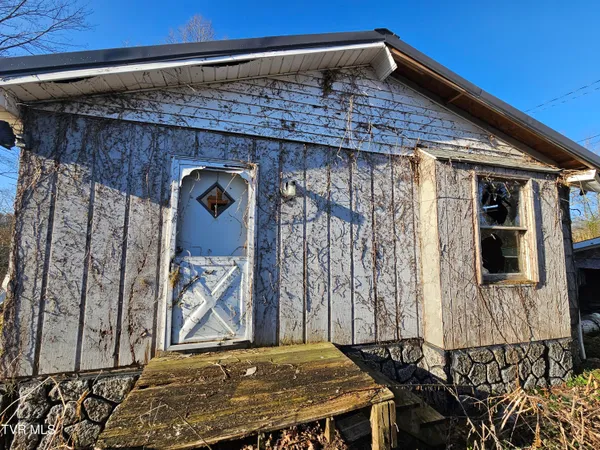 $40,000 | 9029 Rd Camp Bethel, Wise, VA 24293