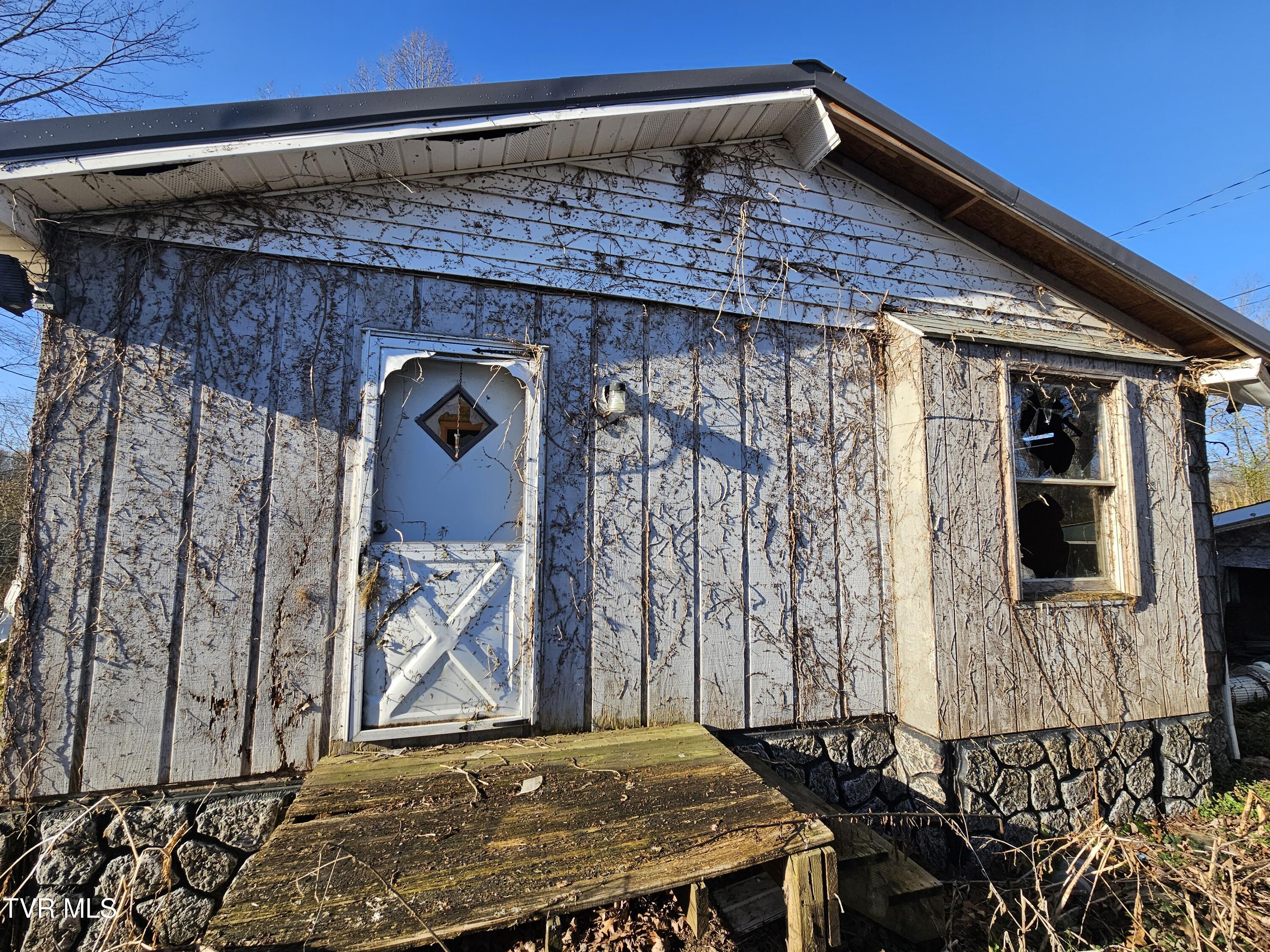 9029 Rd Camp Bethel Wise, VA 24293 - Photo 8 of 23 1000010621